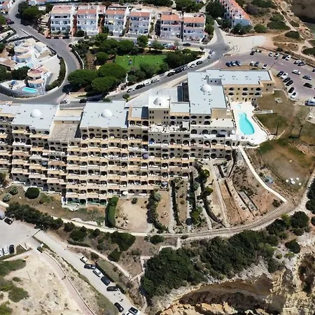 T1 Na De Centeanes - * Carvoeiro (Lagoa)