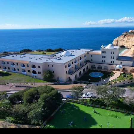 T1 Na De Centeanes - * Carvoeiro (Lagoa)